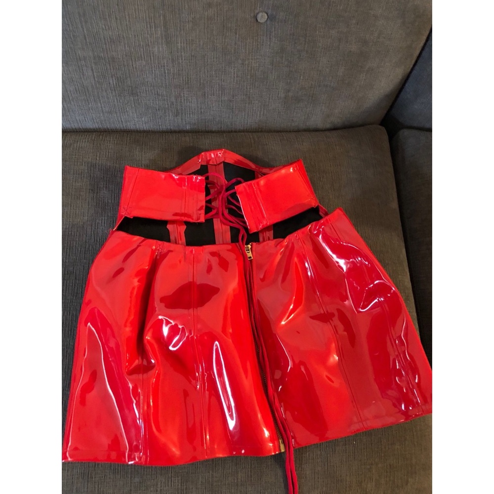 grayscale boutique skirt